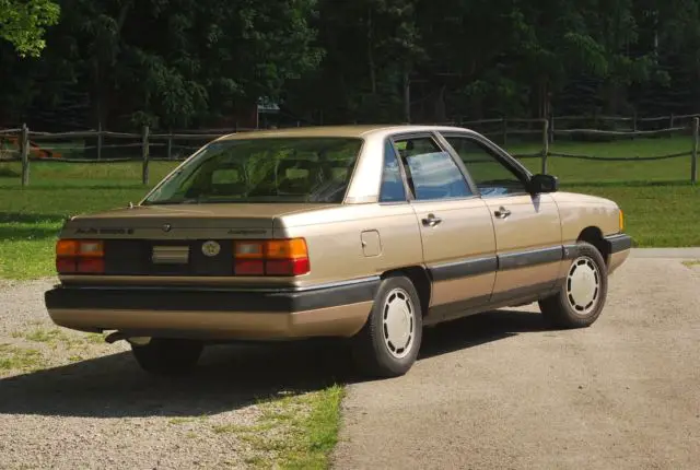 audi 5000s w/ automatic transmission. very clean