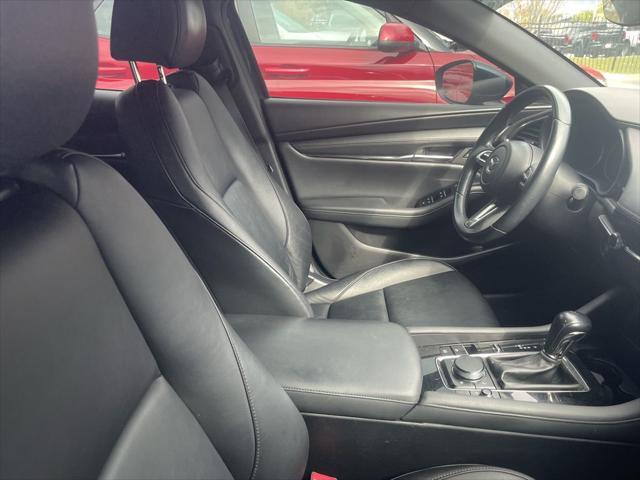 2019 mazda mazda3 fwd w/preferred package