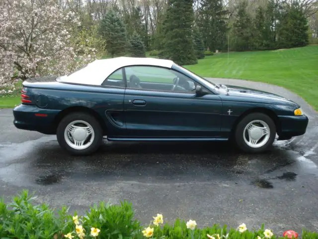 1994 ford mustang convertible