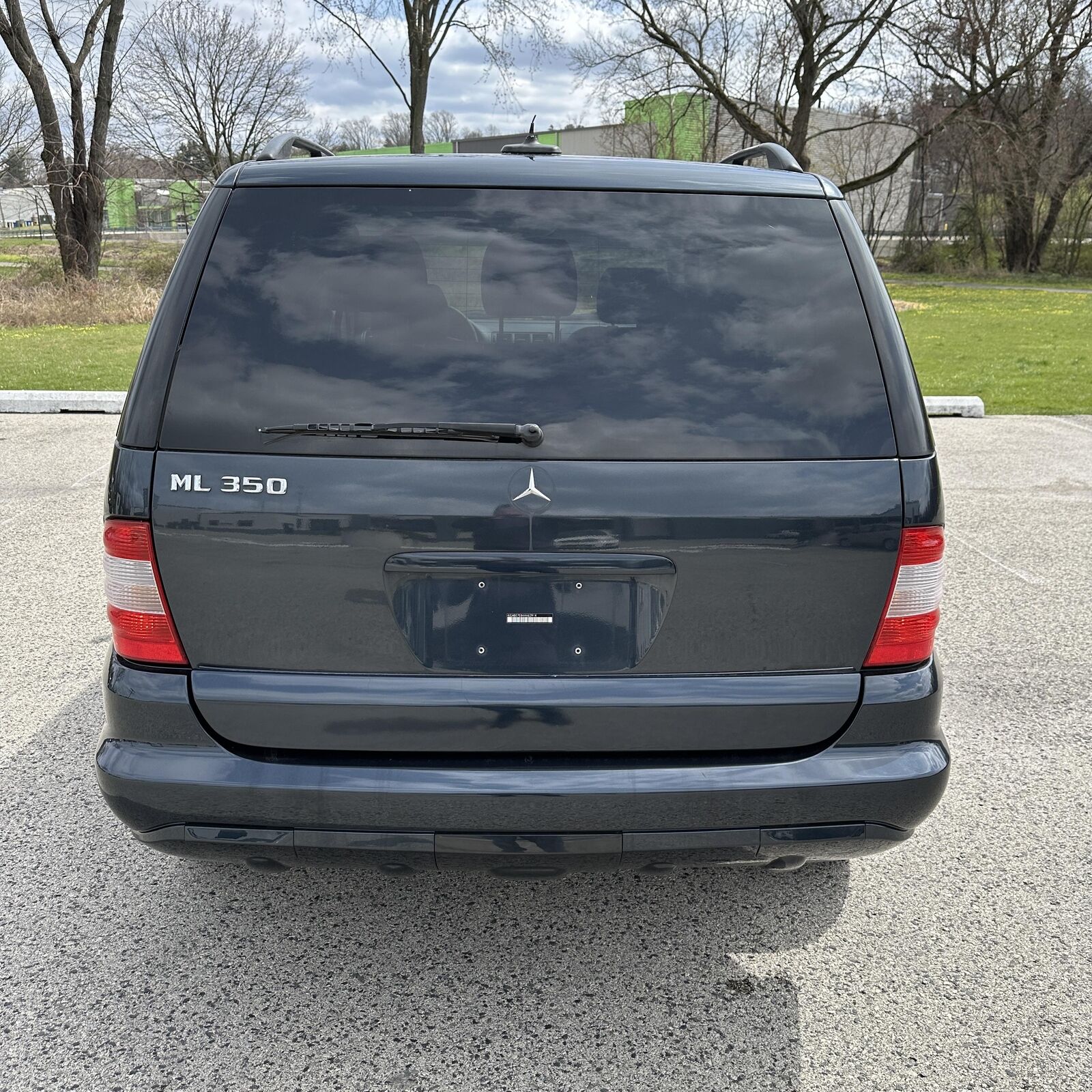 2004 mercedes-benz m-class 3.5l low 25k miles 1 owner 4wd suv loaded!!