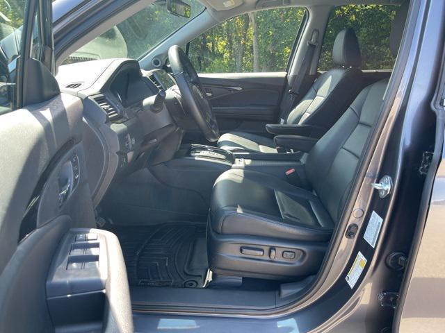 2022 honda pilot touring 8-passenger