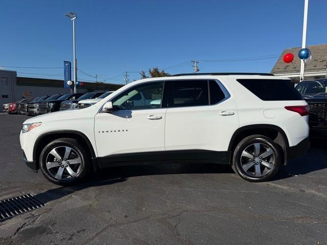 2021 chevrolet traverse lt leather