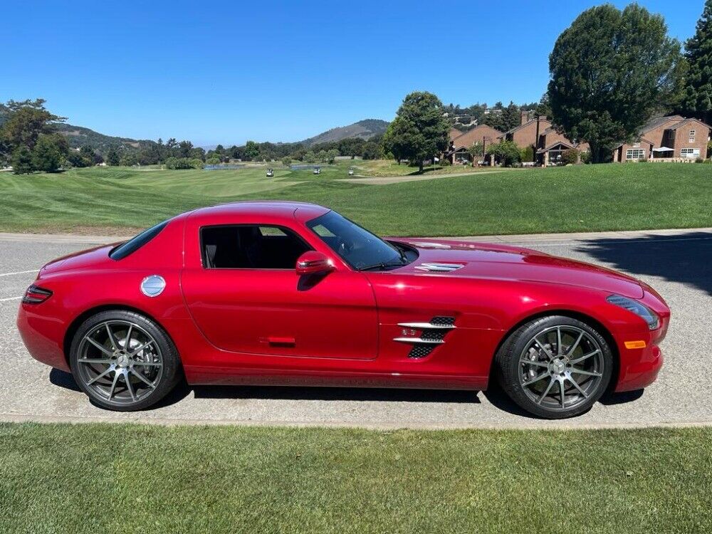 2012 mercedes-benz sls amg