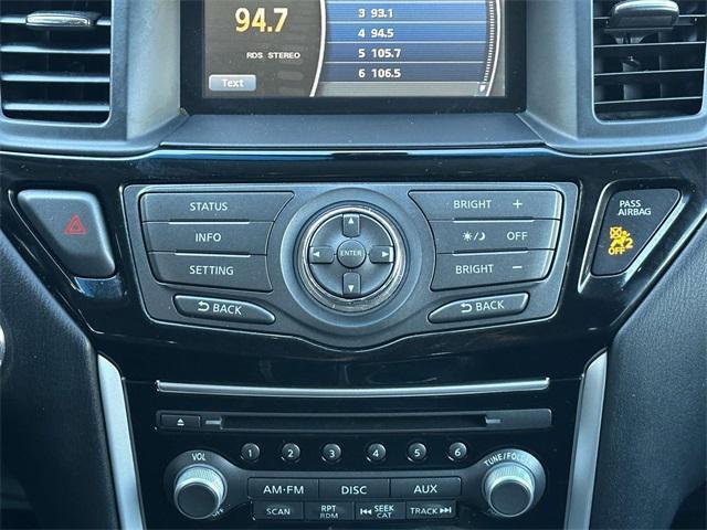 2016 nissan pathfinder sv