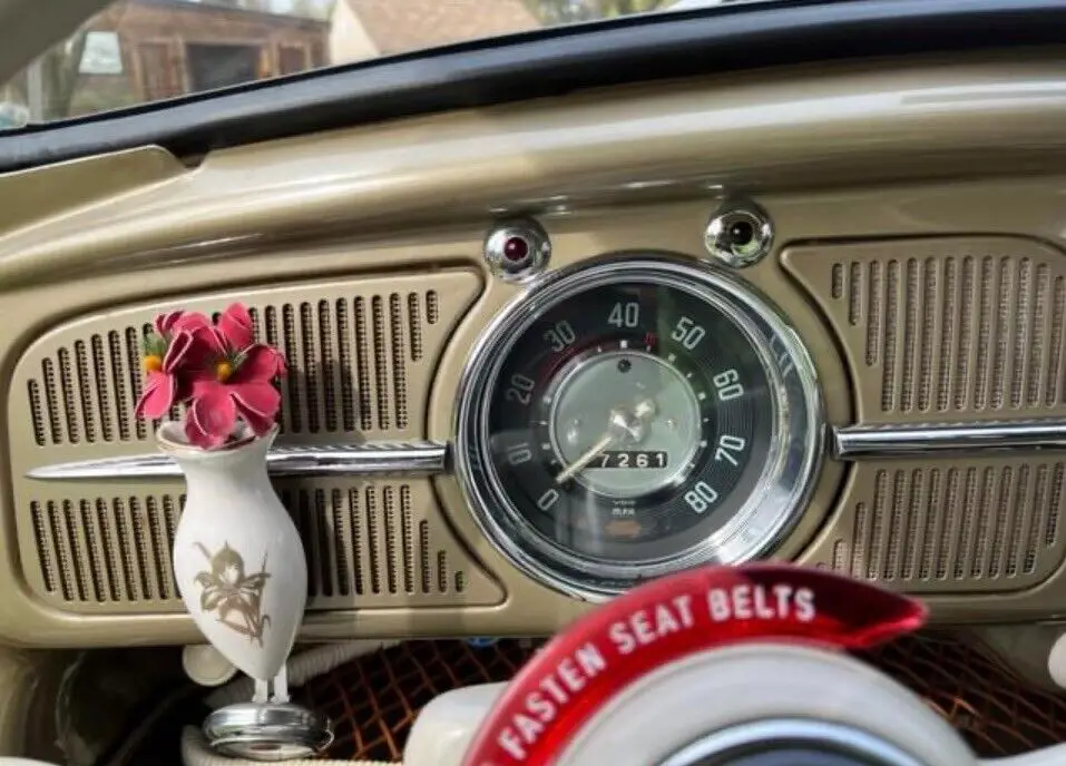 1958 volkswagen beetle deluxe