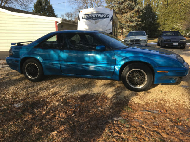 1992 pontiac grand prix se coupe 2-door 3.1l beautiful condition