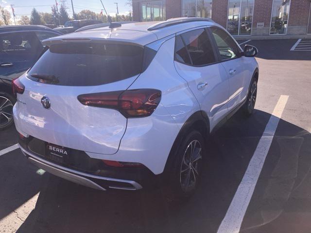 2022 buick encore gx select