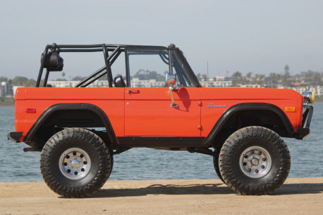 1975 ford bronco 351 v8 automatic on 37's restored and fun fun fun!!!