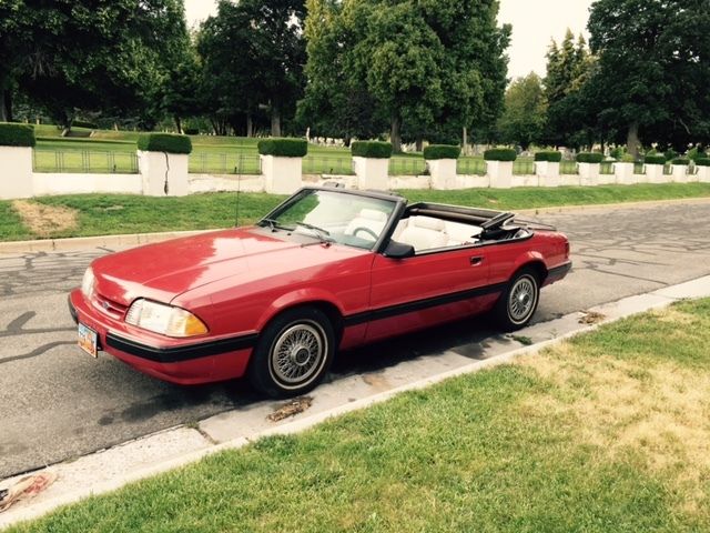 1987 ford mustang lx convertible 2-door 2.3l with only 54,000 original miles