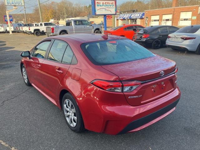 2021 toyota corolla le