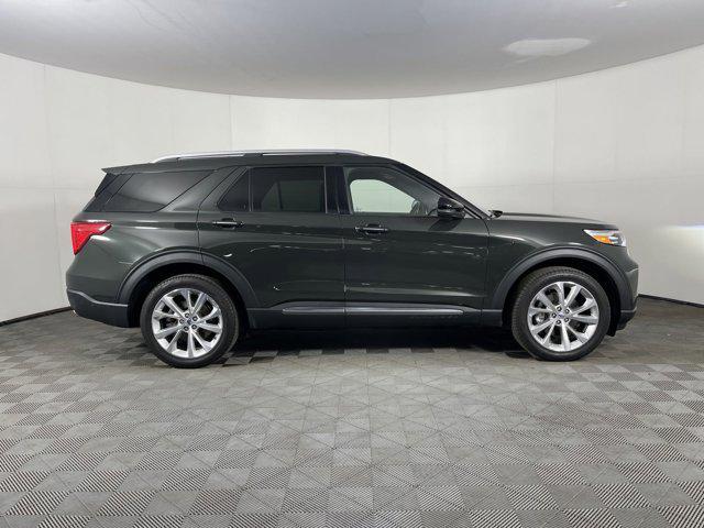 2022 ford explorer platinum