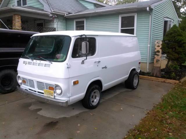 chevrolet : 1968 chevy van 98" inch wheel base