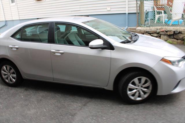 2014 toyota corolla le