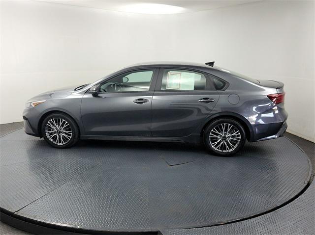 2022 kia forte gt-line
