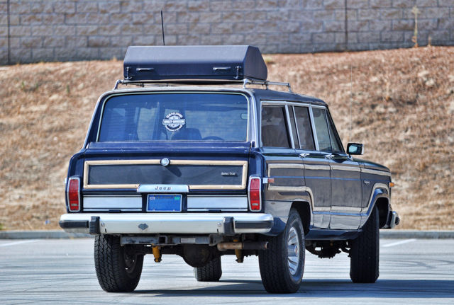 1985 jeep wagooner