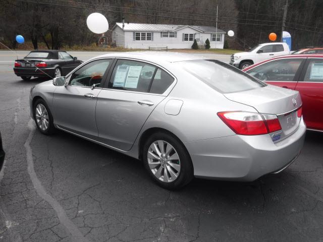 2013 honda accord ex ex 4dr sedan cvt for sale in hardwick, vermont