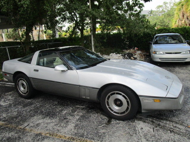 1985 corvette 47k orig. miles, $1 reserve, all original car