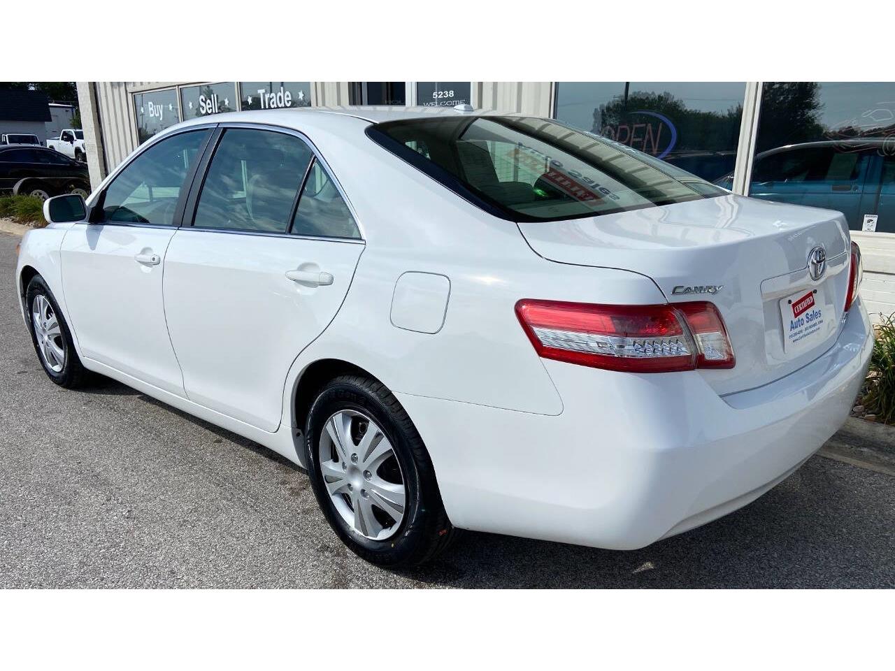 2010 toyota camry