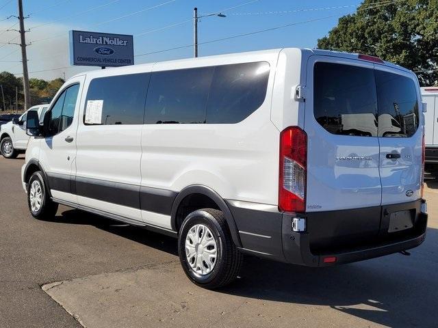 2022 ford transit-350 xlt
