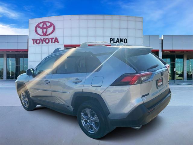 2022 toyota rav4 hybrid le