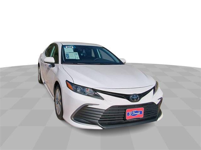 2023 toyota camry le