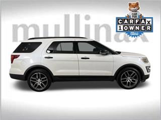2017 Ford Explorer s