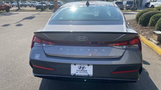 2025 Hyundai Elantra sel