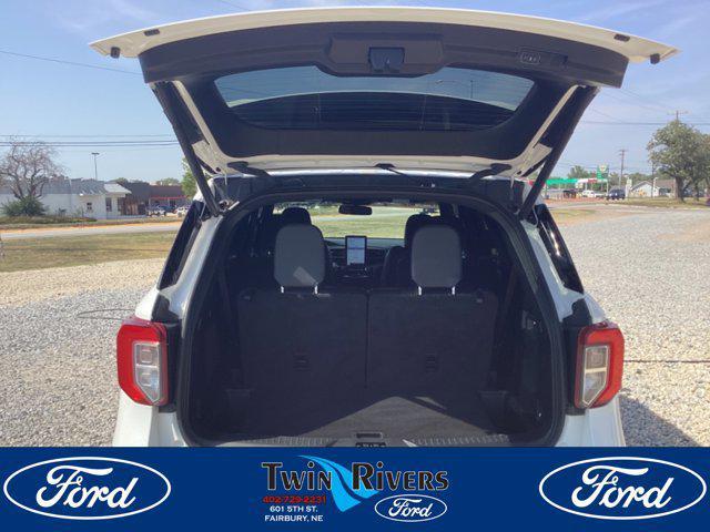 2022 ford explorer st