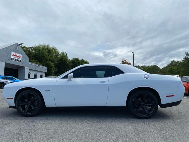 2017 dodge challenger r/t