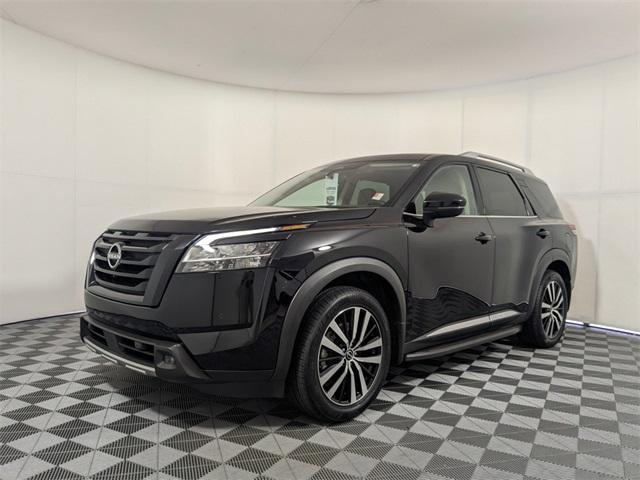 2023 nissan pathfinder platinum