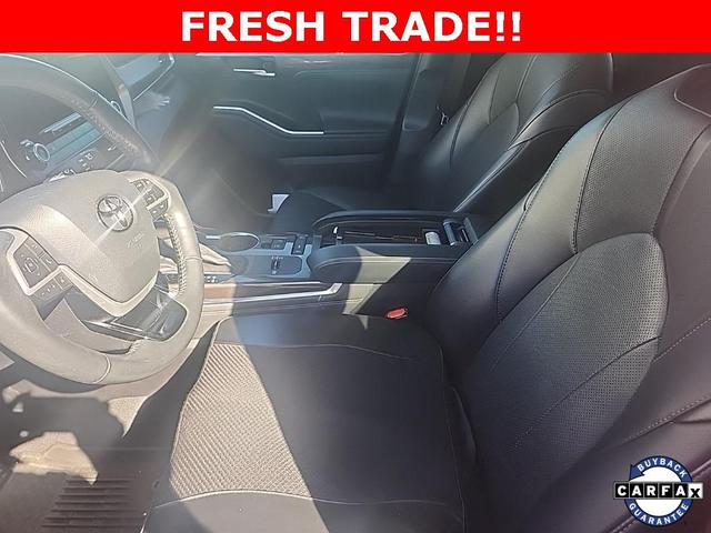 2022 toyota highlander limited