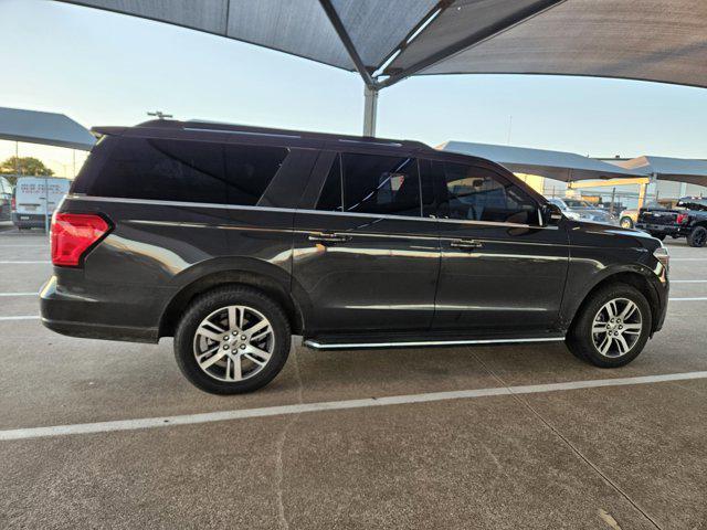 2022 ford expedition xlt max
