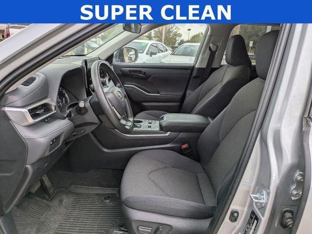 2023 toyota highlander l