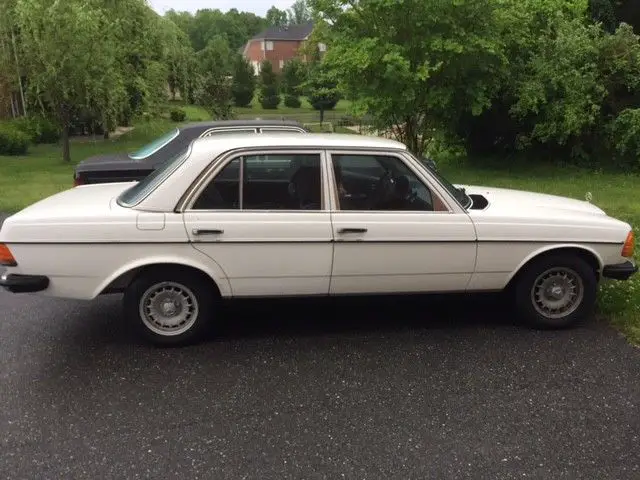 mercedes benz 230 1980 w123 rare low 65 k miles