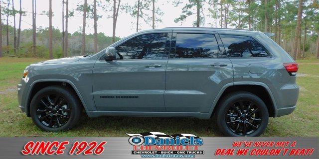2021 jeep grand cherokee laredo x