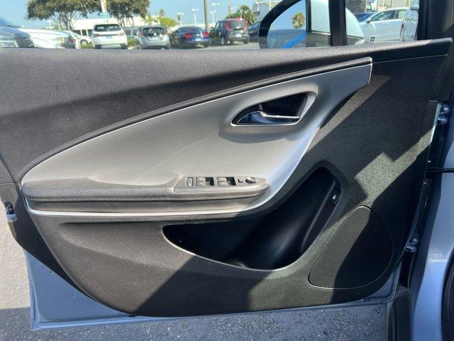 2014 chevrolet volt base