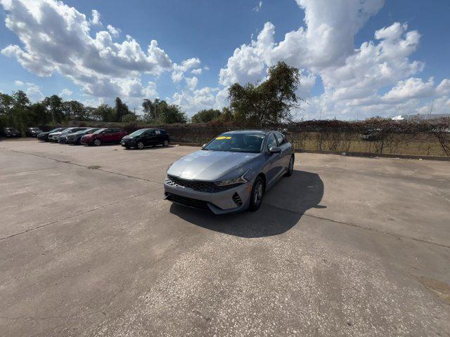 2022 kia k5 lxs
