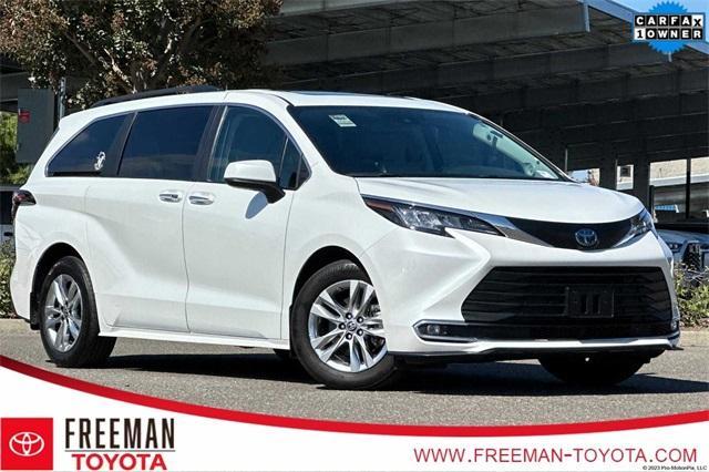 2023 toyota sienna xle