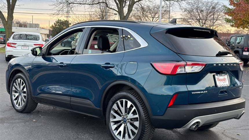 2020 ford escape hybrid titanium