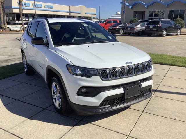 2023 jeep compass latitude