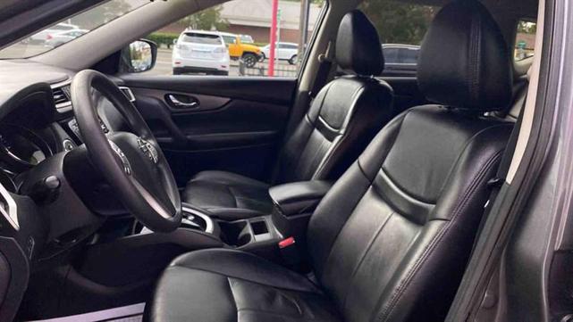 2015 nissan rogue sv