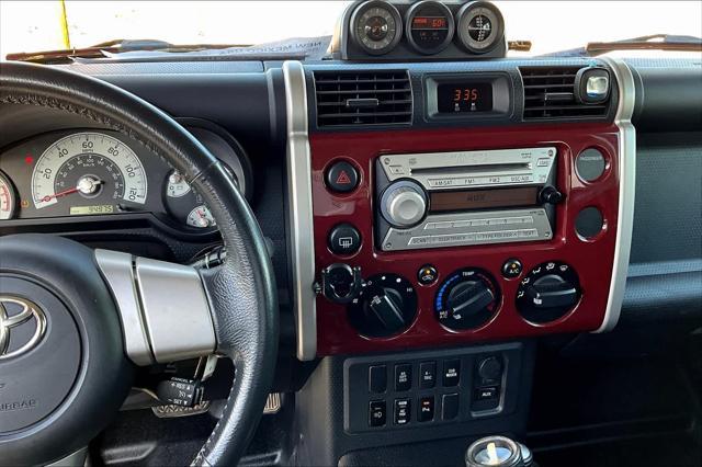 2008 toyota fj cruiser base