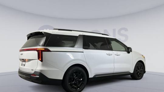 2025 Kia Carnival