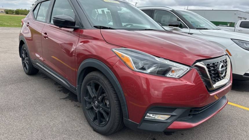 2019 nissan kicks sr
