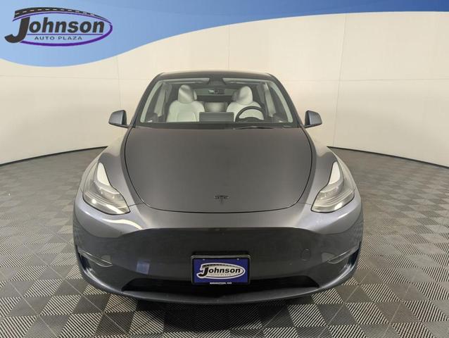 2023 tesla model y long range
