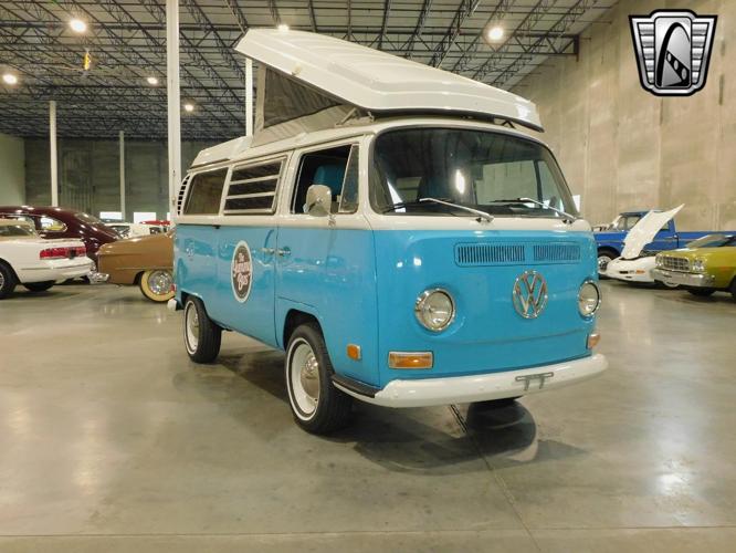 1970 volkswagen westfalia camper in o'fallon, illinois