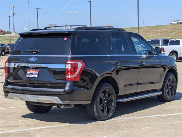 2020 ford expedition xlt