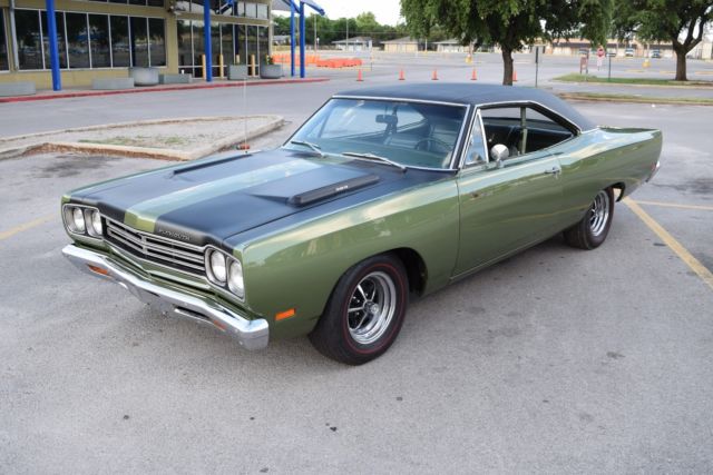 plymouth road runner 1969