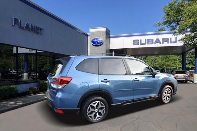 2024 subaru forester premium