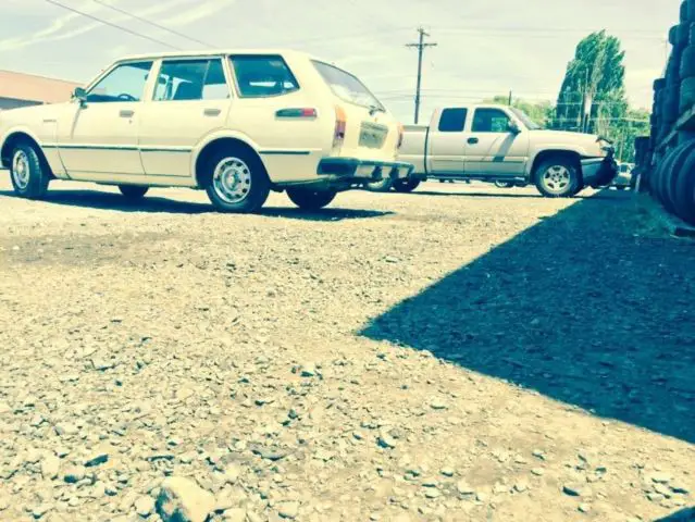 1979 toyota corolla dlx wagon 5-door 1.6l